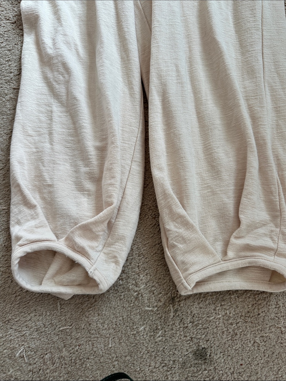Free People Beach Blair Jumpsuit Smocked Waist Pockets Relaxed Fit Boho Beach - Picture 2 of 6